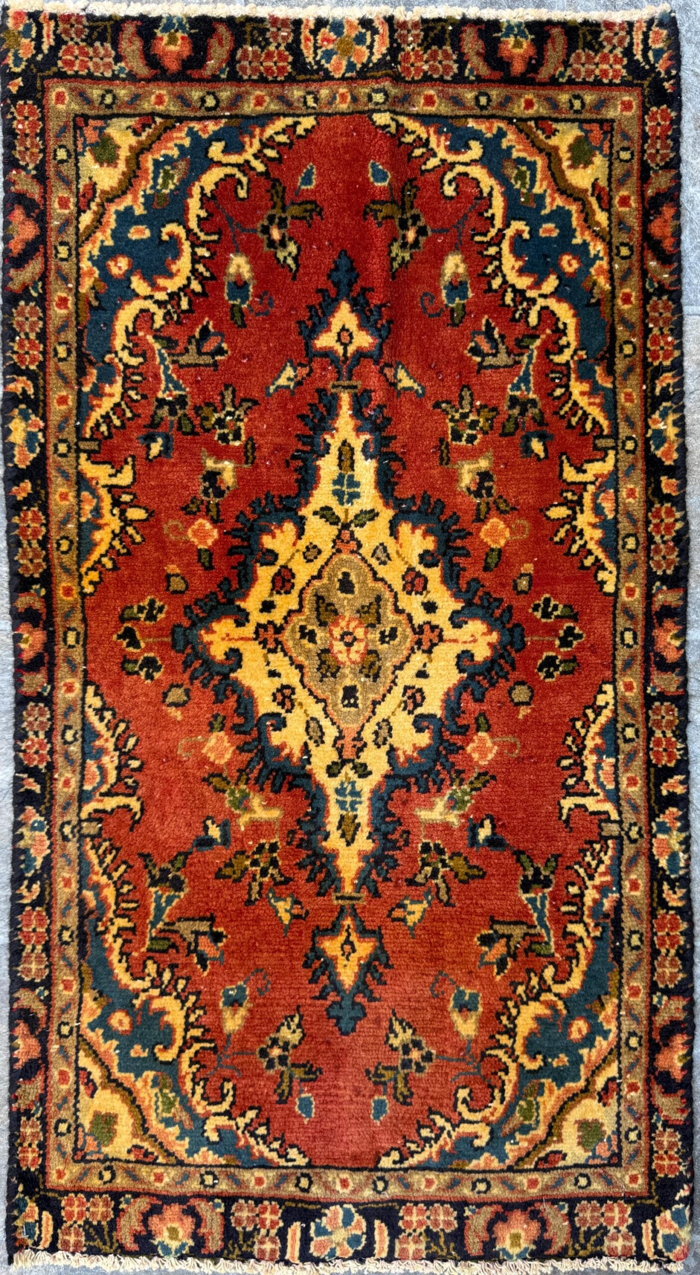 1.7×3 ft Vintage Entryway Rug: 1930s Hand-Knotted Wool, Geometric Accent
