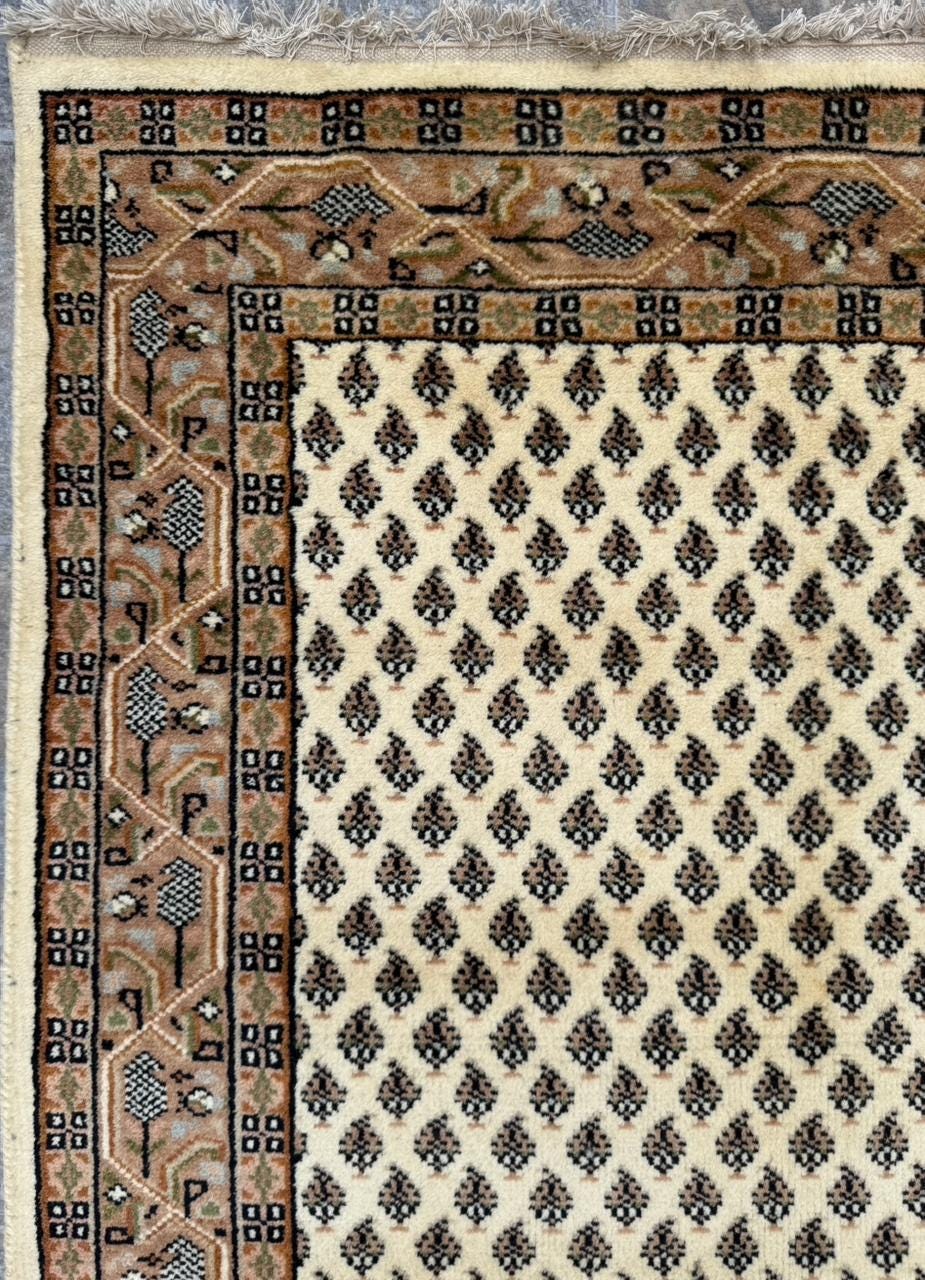 5.4×3 ft Badam Gul Mir 1990s Vintage Wool Rug: Hand Knotted Oriental Carpet, Small Geometric Tribal Area Rug