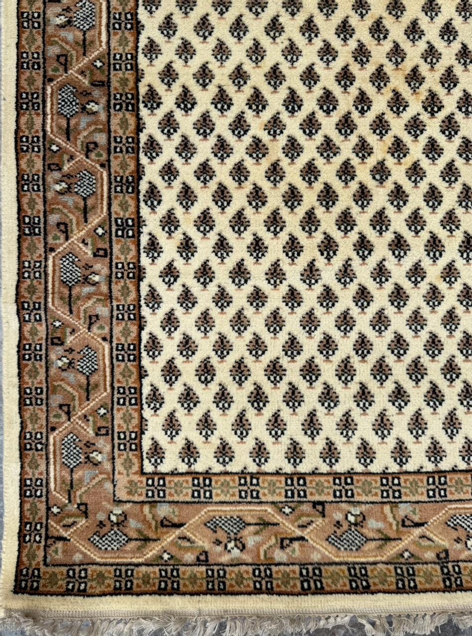 5.4×3 ft Badam Gul Mir 1990s Vintage Wool Rug: Hand Knotted Oriental Carpet, Small Geometric Tribal Area Rug
