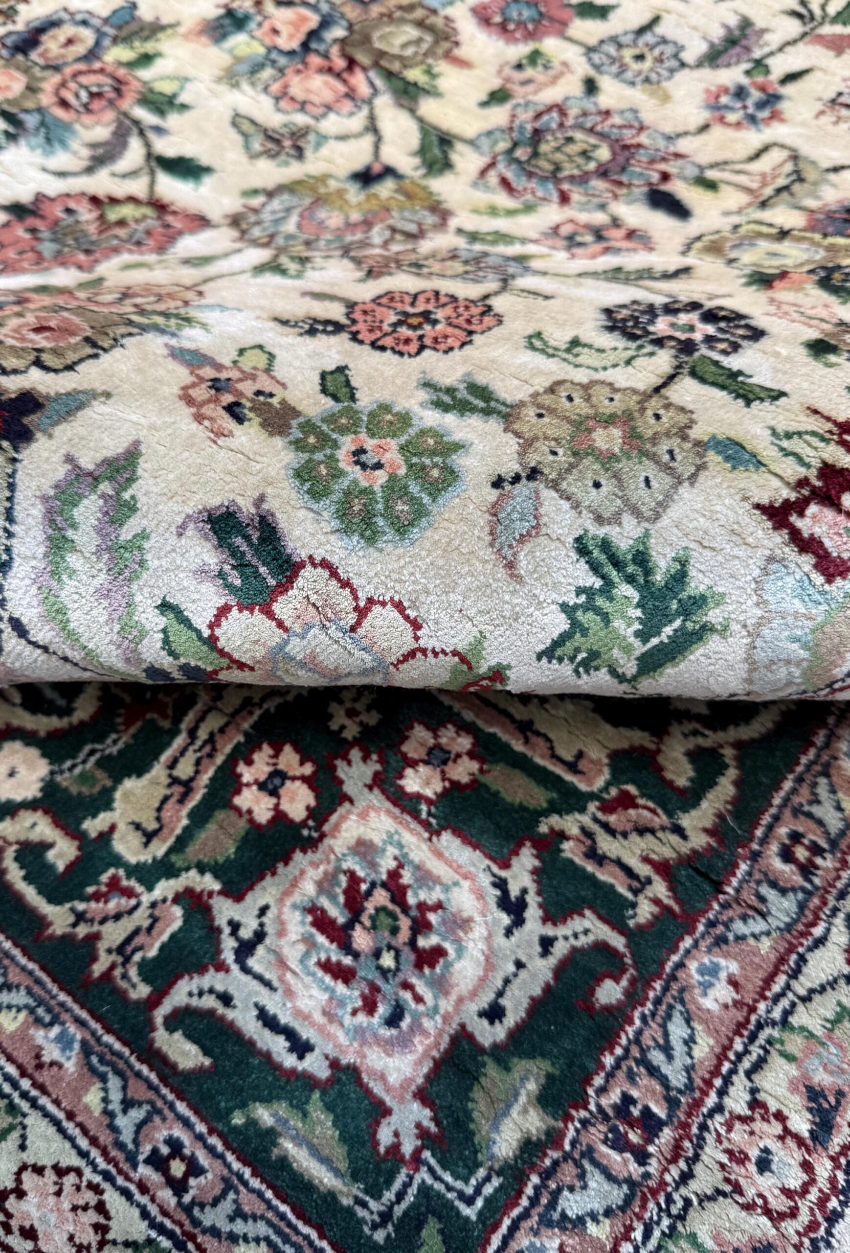9×6 ft Vintage 1970s Tabriz Rug: Hand-Knotted Silk & Wool Oriental Carpet