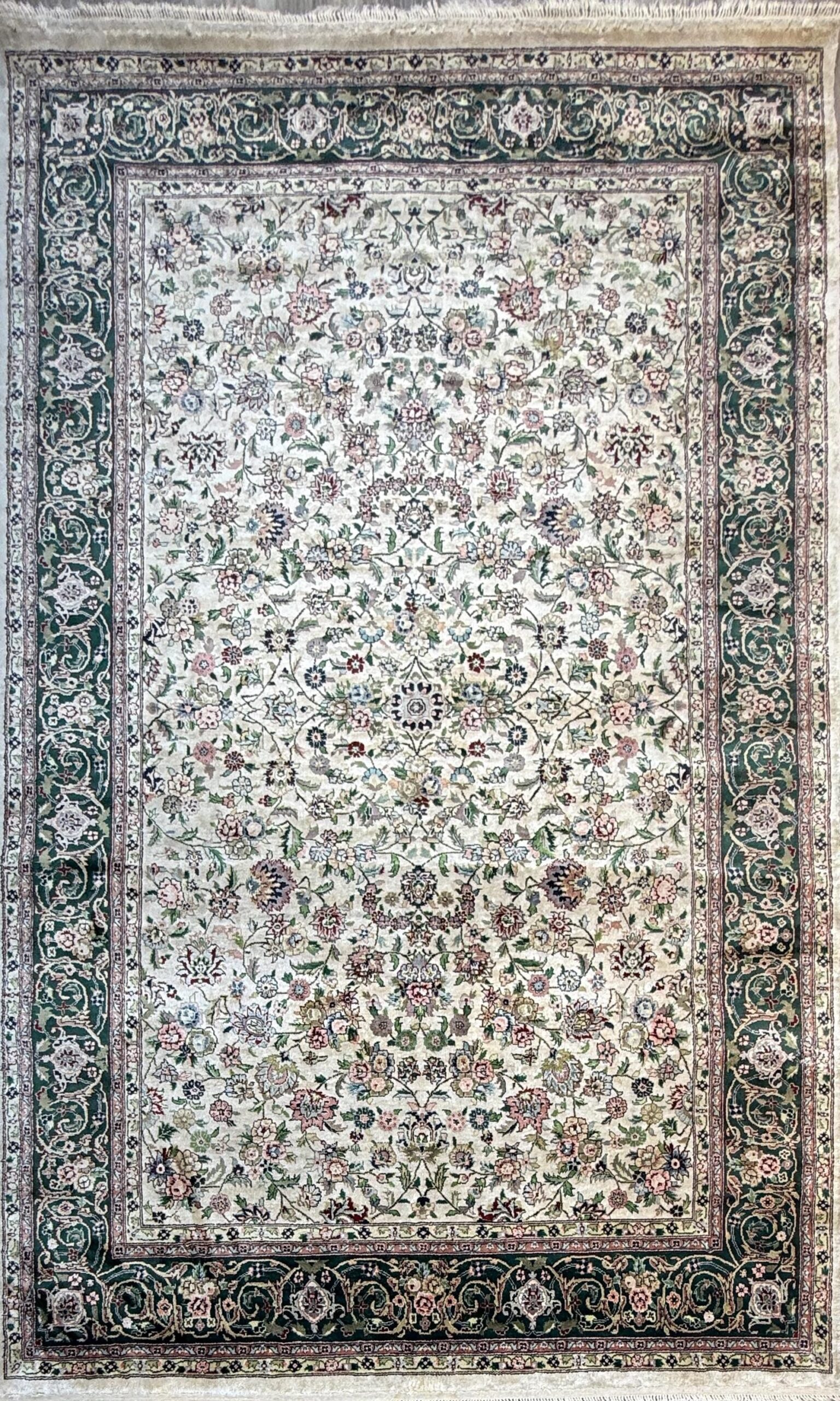 9×6 ft Vintage 1970s Tabriz Rug: Hand-Knotted Silk & Wool Oriental Carpet