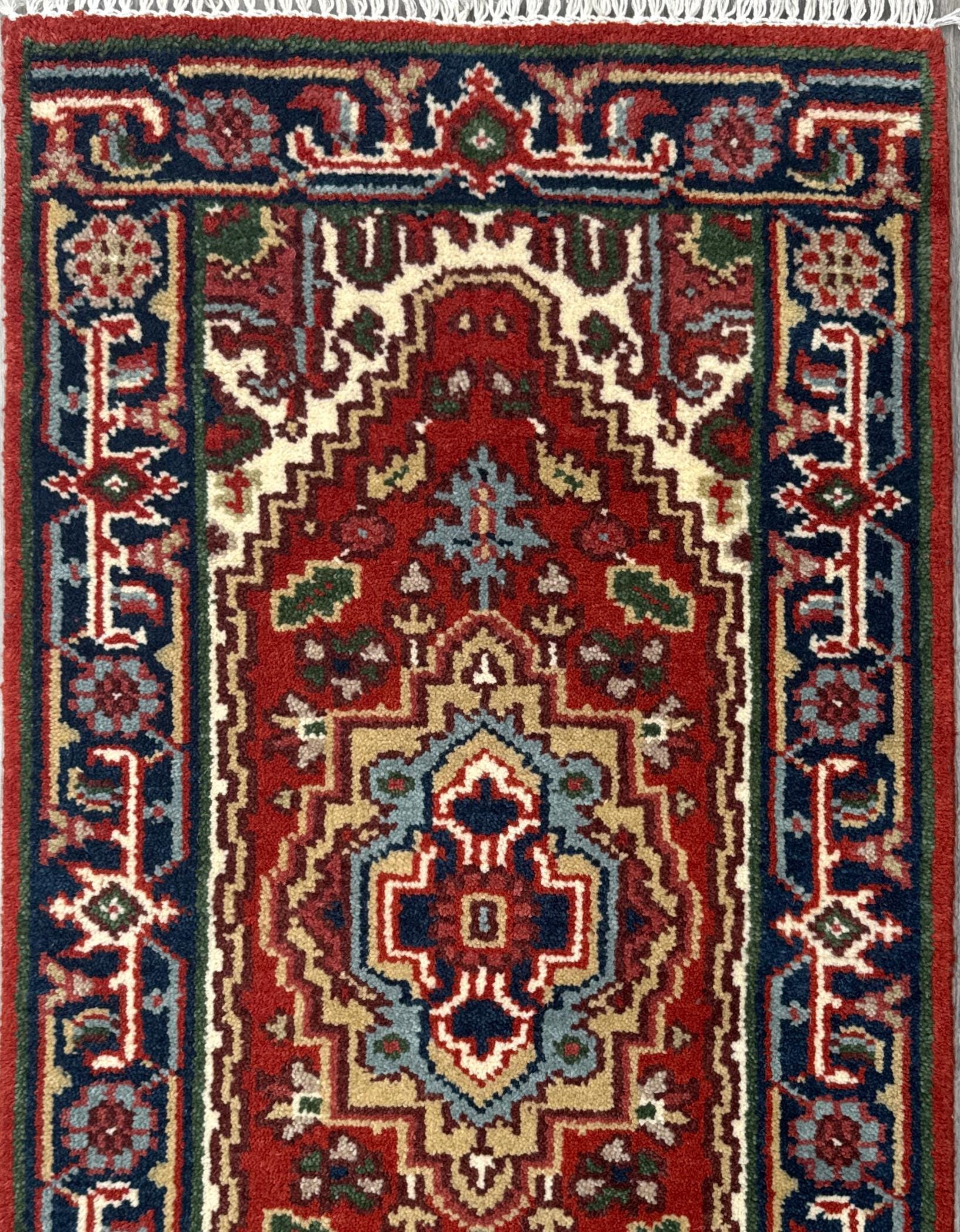 2×4 ft Hand-Knotted Wool Serapi Heriz Rug: Turkish Accent Carpet