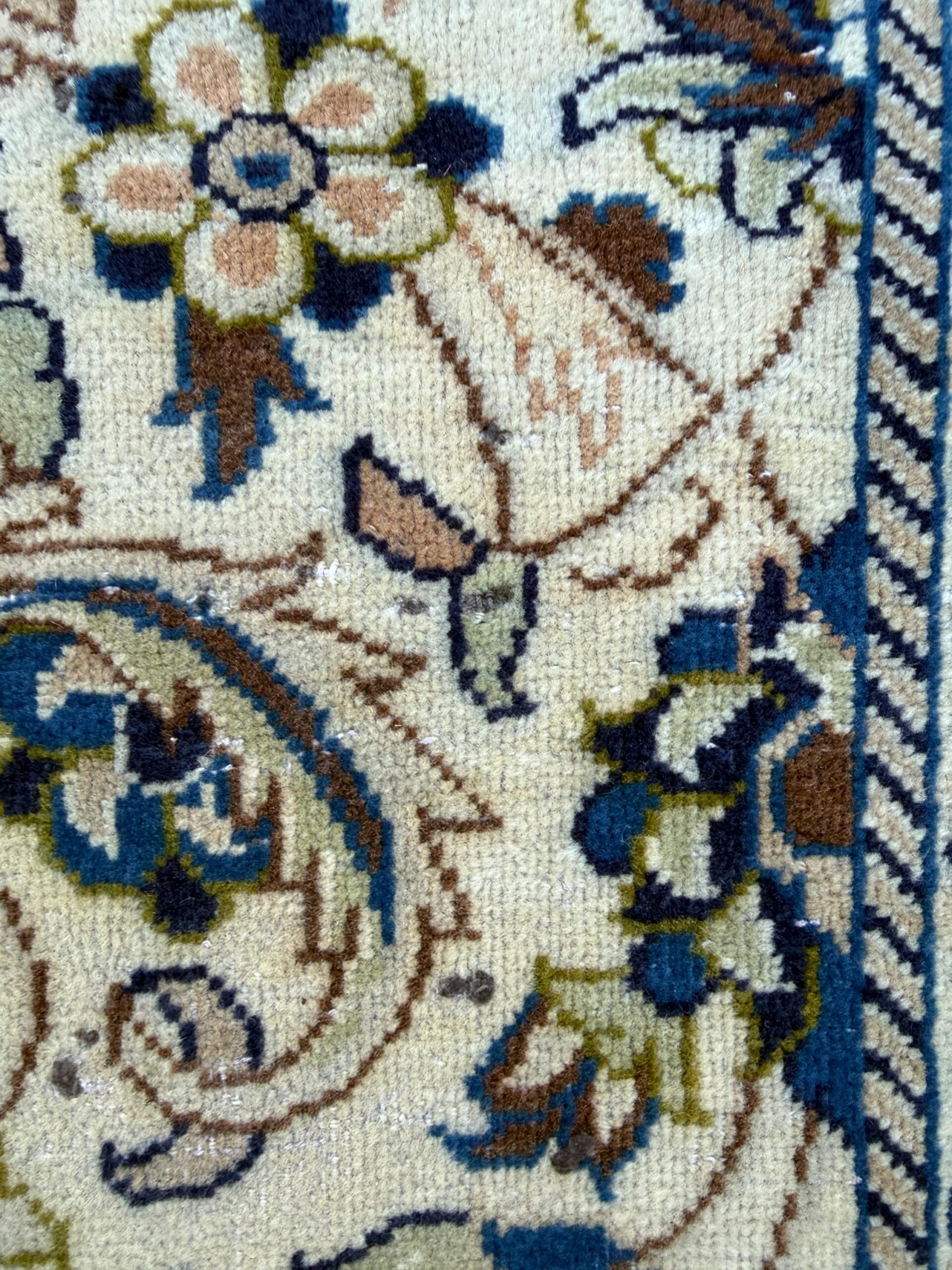 Turkish Beige Vintage Rug 6×10 ft Hand Knotted Wool Anatolian Traditional Area Rug 1970s Floral Medallion Carpet