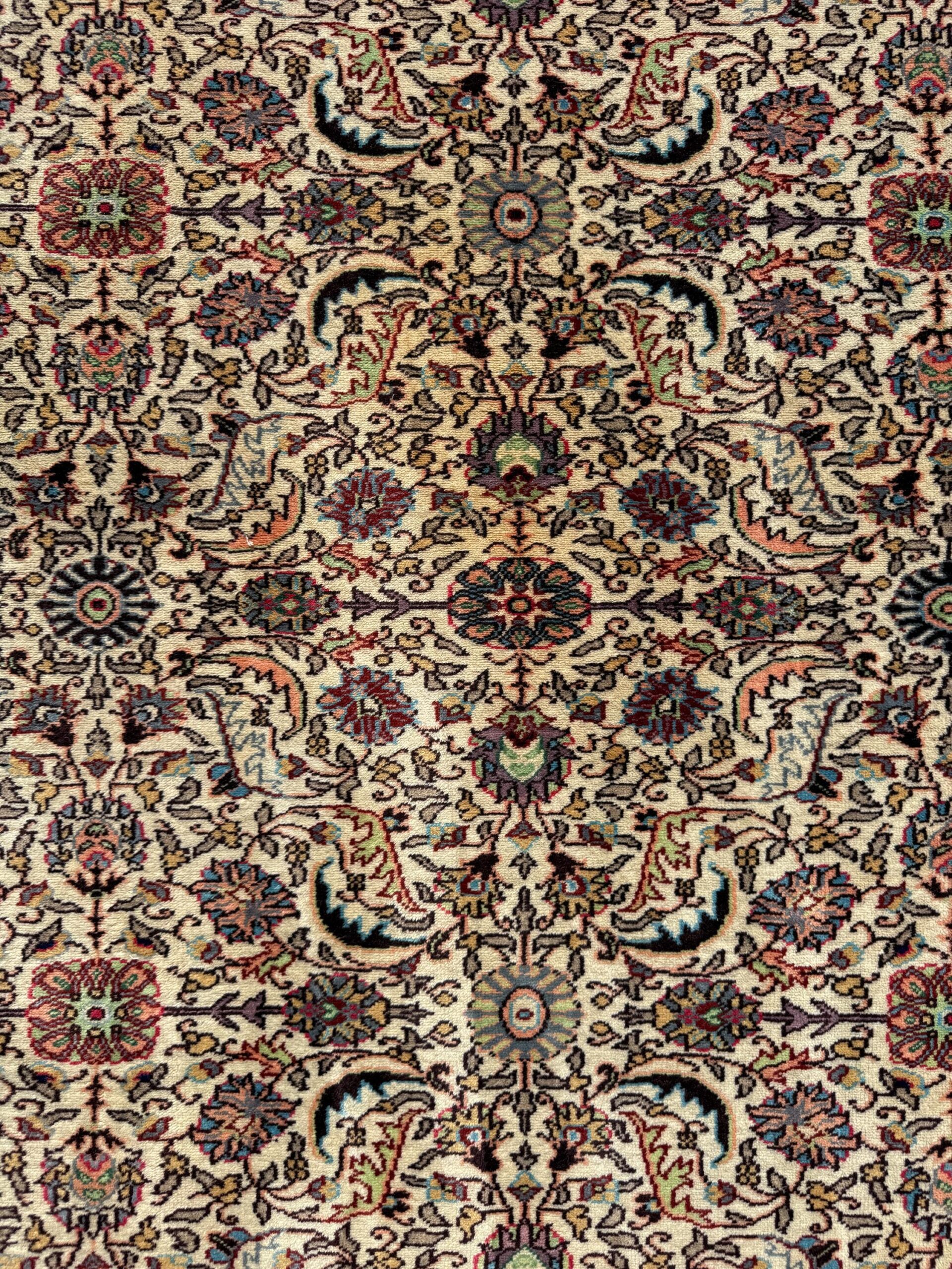 Vintage Hereke Turkish Rug 9×12 ft – Hand Knotted Wool Area Rug – Vegetable Dye Turkish Carpet – 1980s
