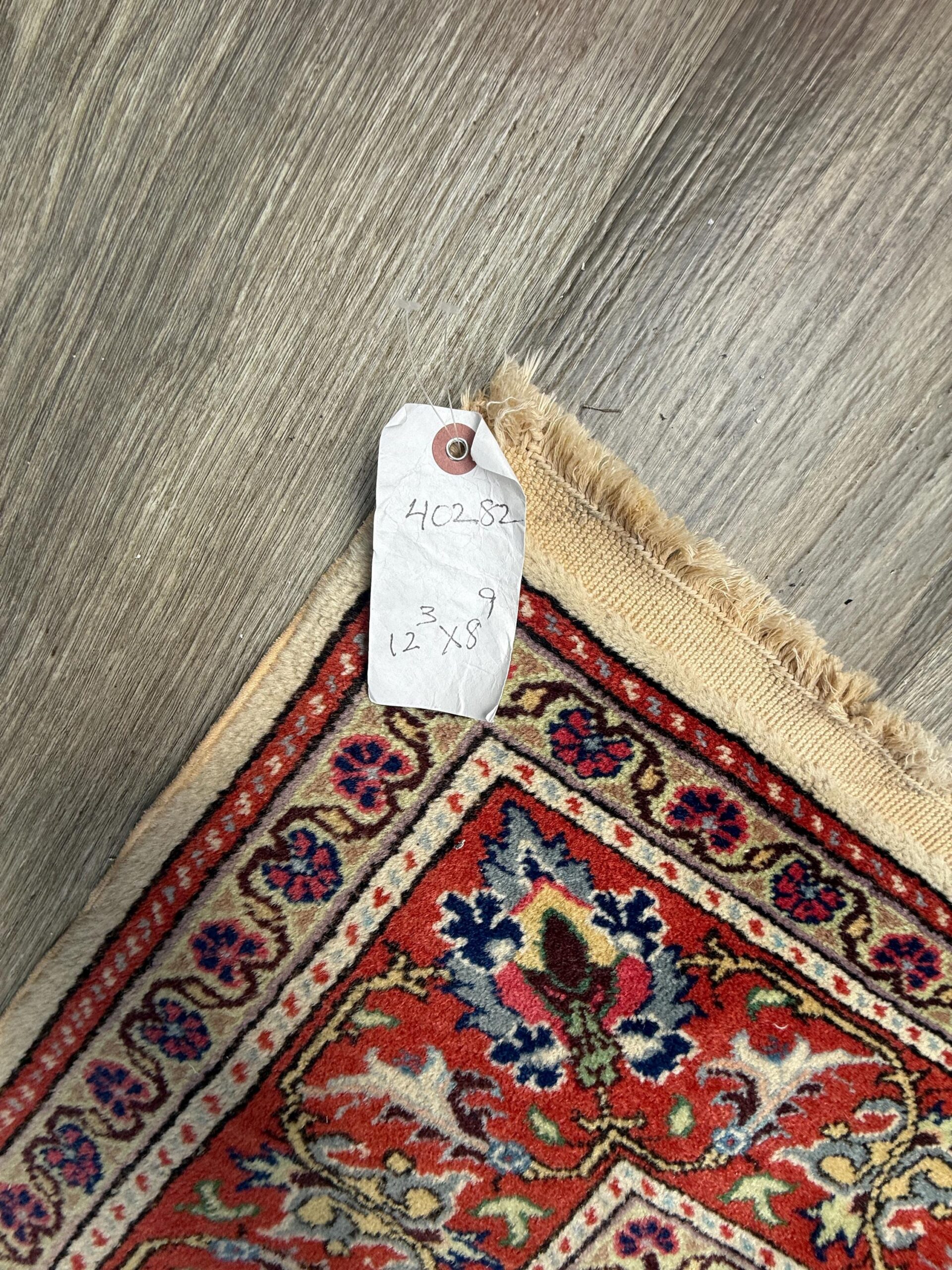 Vintage Hereke Turkish Rug 9×12 ft – Hand Knotted Wool Area Rug – Vegetable Dye Turkish Carpet – 1980s