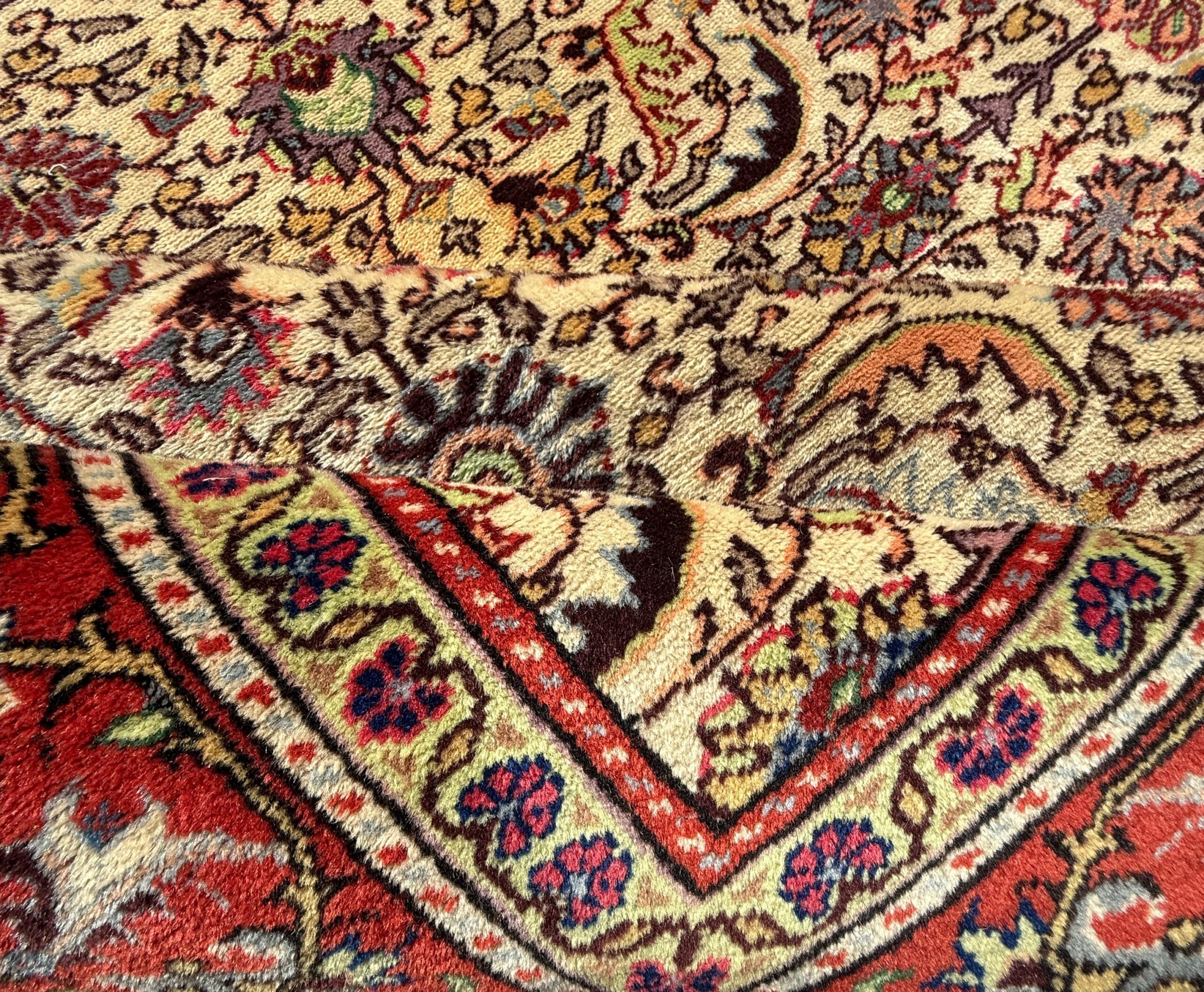 Vintage Hereke Turkish Rug 9×12 ft – Hand Knotted Wool Area Rug – Vegetable Dye Turkish Carpet – 1980s