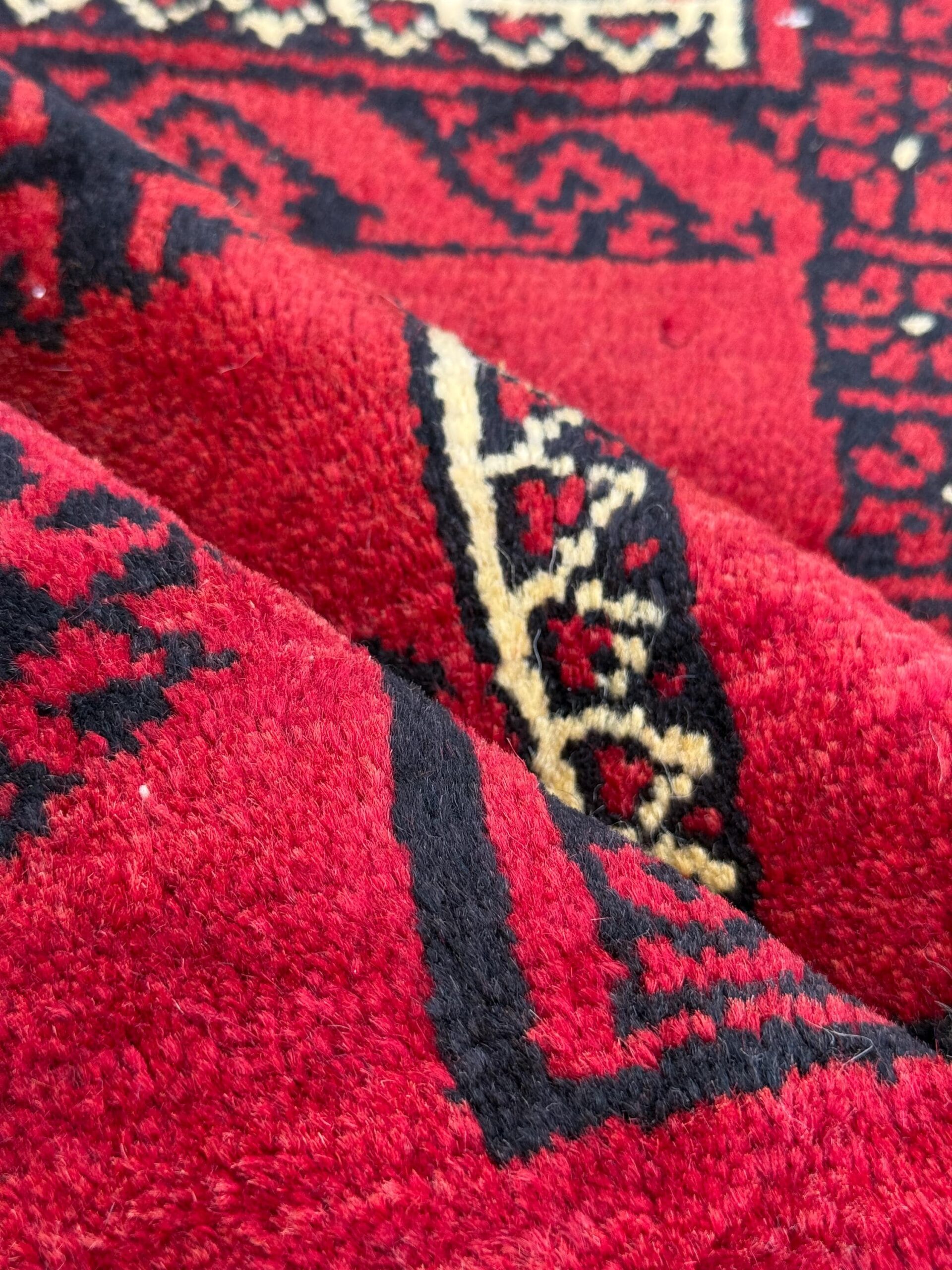 Vintage Hand-Knotted Wool Rug – 4.4×8.3 ft Geometric Tribal Anatolian Carpet