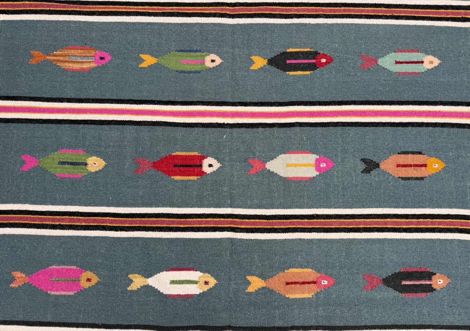 6×9 ft Handwoven Kilim Rug: Wool Geometric Flatweave Fish Design