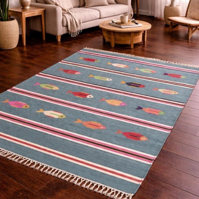 6×9 ft Handwoven Kilim Rug: Wool Geometric Flatweave Fish Design