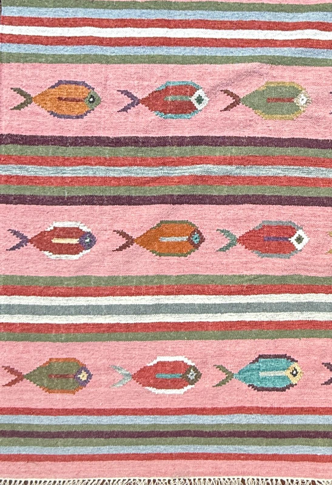 6×9 ft Handwoven Kilim Rug: Wool Geometric Flatweave Fish Design
