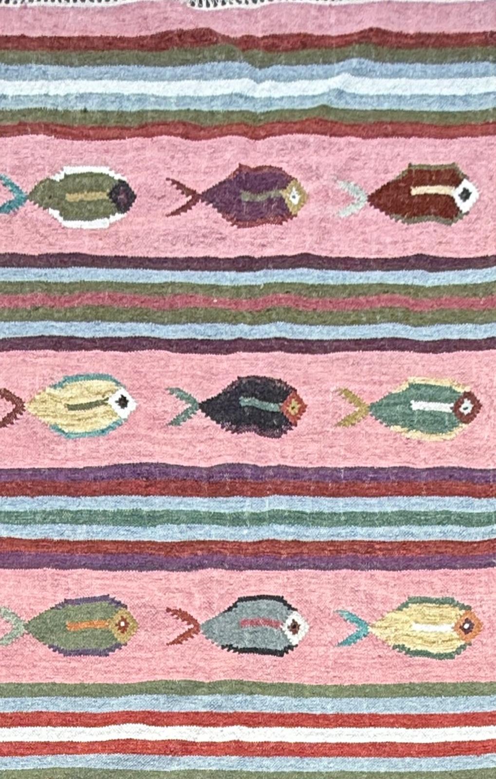 6×9 ft Handwoven Kilim Rug: Wool Geometric Flatweave Fish Design