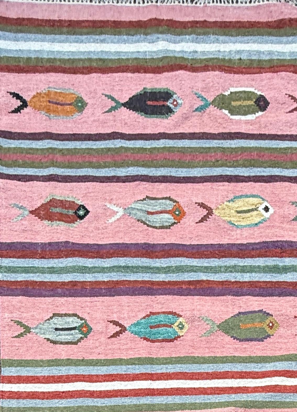 6×9 ft Handwoven Kilim Rug: Wool Geometric Flatweave Fish Design