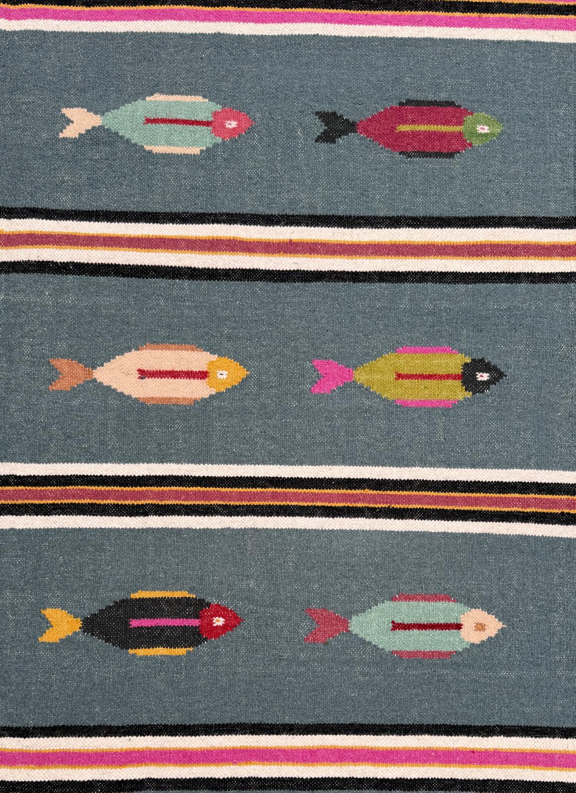 6×9 ft Handwoven Kilim Rug: Wool Geometric Flatweave Fish Design