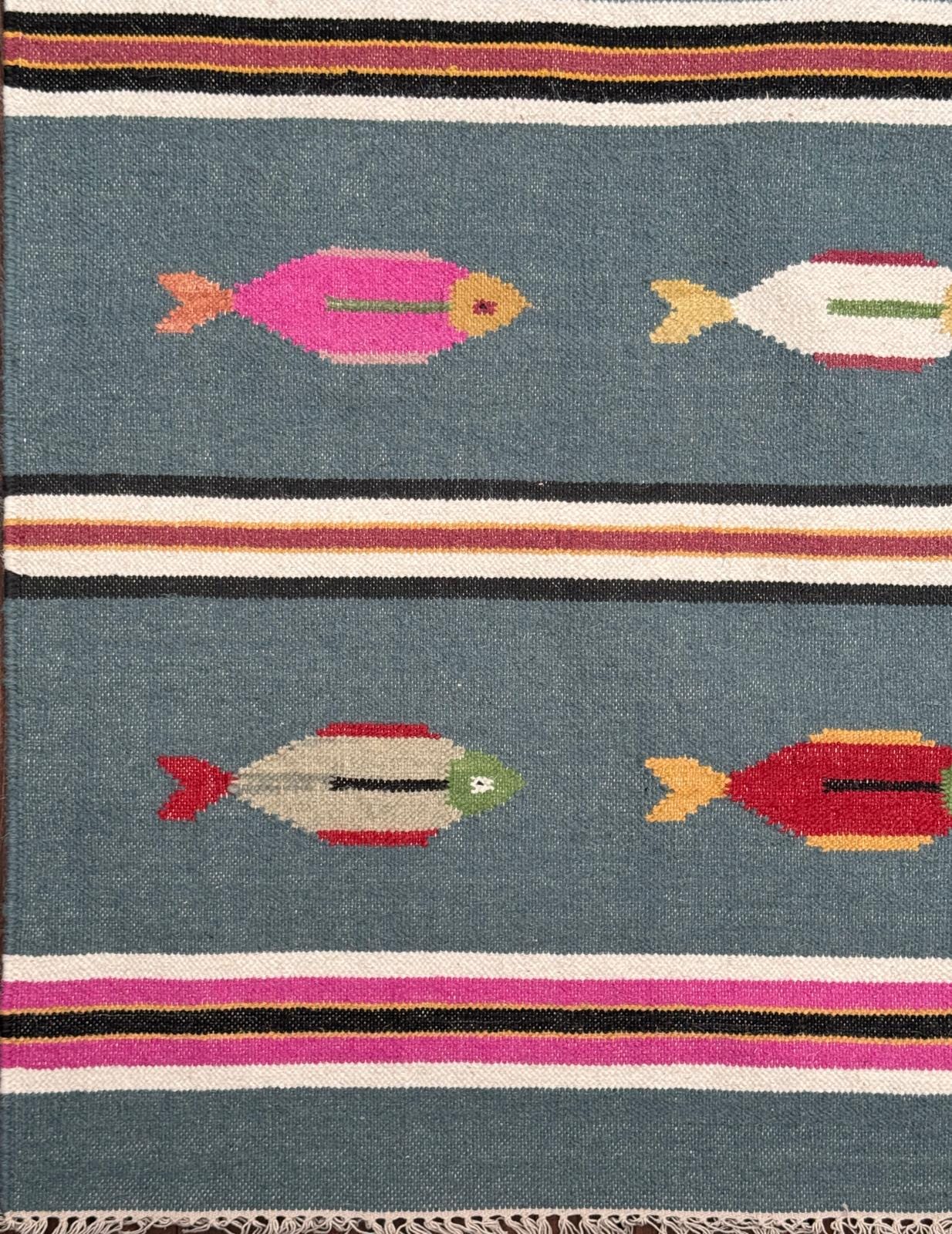 6×9 ft Handwoven Kilim Rug: Wool Geometric Flatweave Fish Design