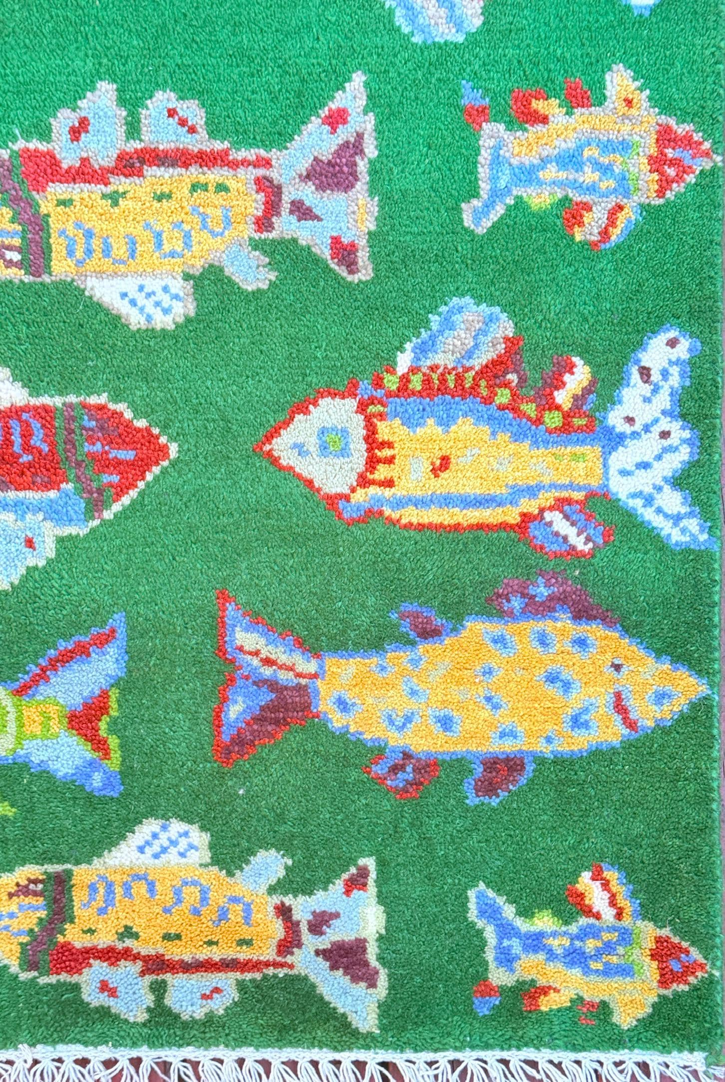 Turkish Fish Runner 2.5×8, Green Wool Sea Animal Design, Handmade Bohemian Hallway Rug