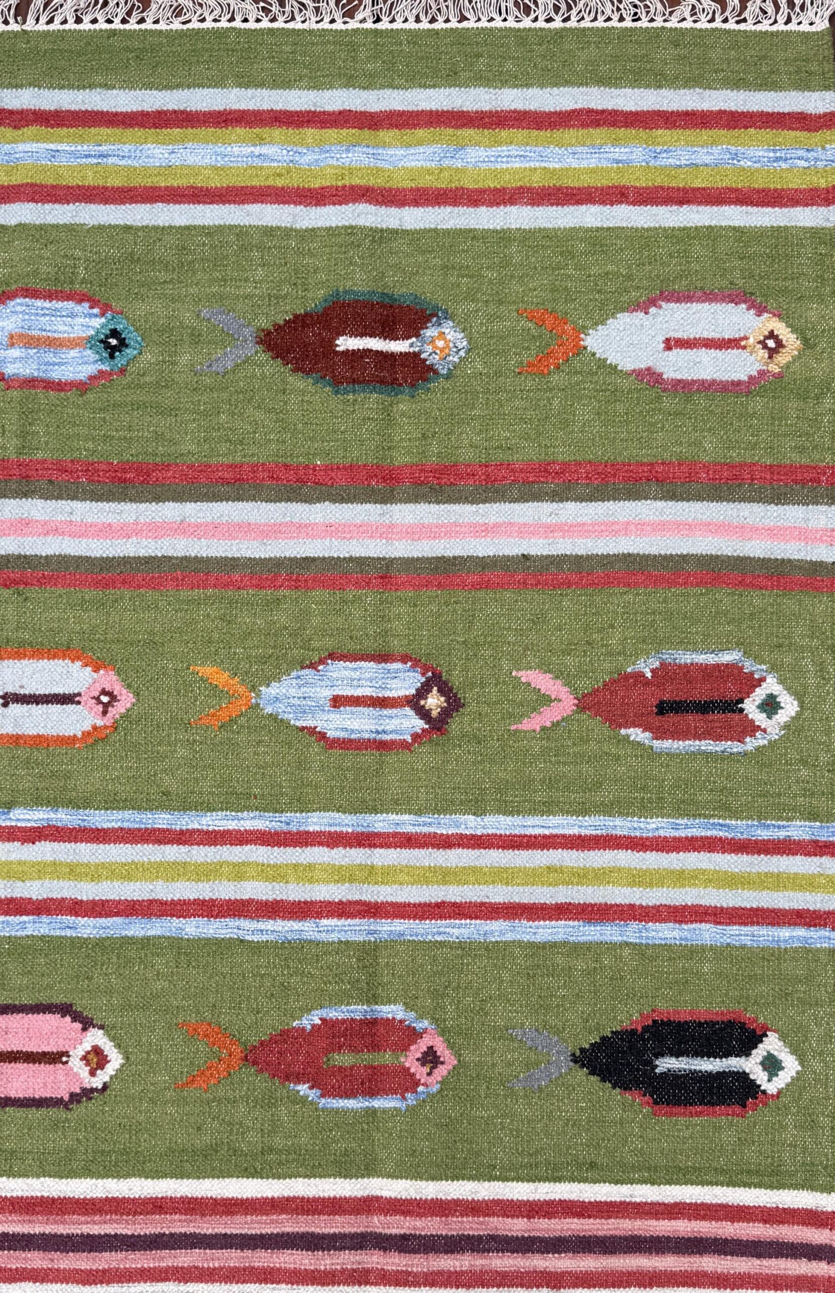 6×9 ft Handwoven Kilim Rug: Wool Geometric Flatweave Fish Design